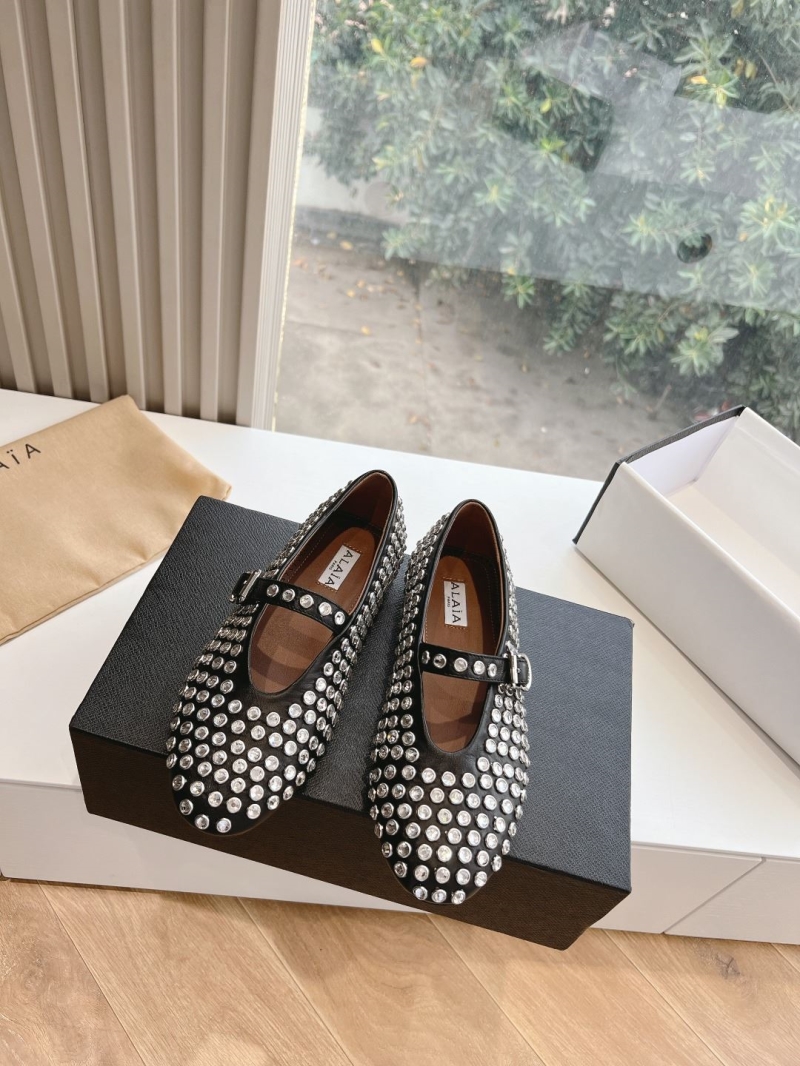 Alaia Flat Shoes